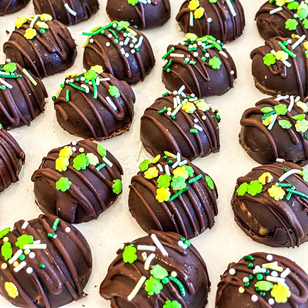 Baklava Crumbles Chocolate Bombs